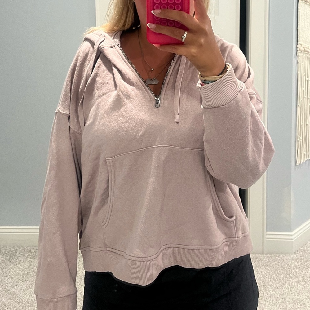 AMERICAN EAGLE LIGHT PURPLE HOODIE